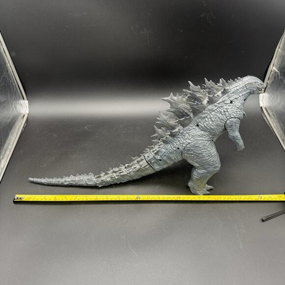 Godzilla Jumbo 24" Long 12" Tall Legendary 2019 Poseable Toho Jakks Pacific - Picture 6 of 7